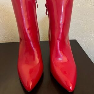 TOP Moda Red Heeled Boots